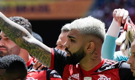 Santos E Cruzeiro Disputam Gabigol Ap S Chegada De Filipe Lu S Ao Flamengo