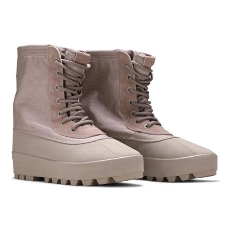 Yeezy 950 Boot Moonrock Droper