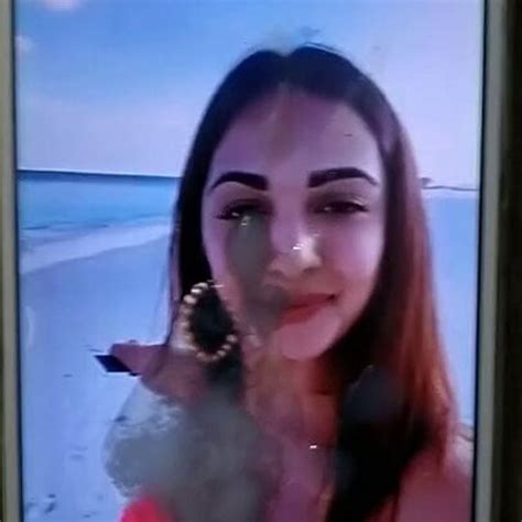 Kiara Advani Cumtribute Xhamster