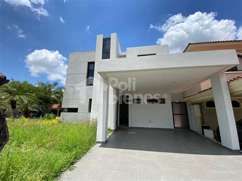 Vendo En Samborondon Km 6 Moderna Y Elegante Casa De 3 Dorm