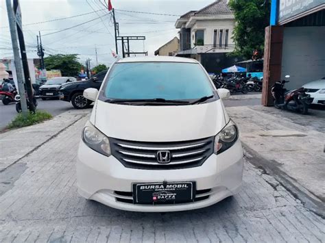 Dp 2jt Honda Freed PSD 2012 Matic Mobil Bekas 915699817