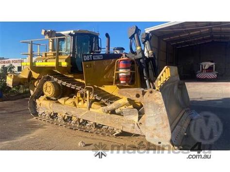 Used Caterpillar D T Crawler Dozer In Listed On Machines U