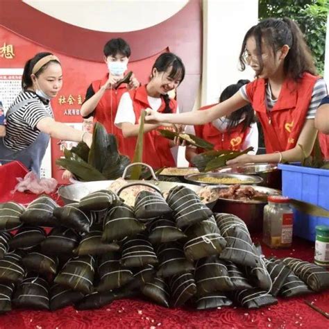 “我们的节日•端午节”暨“浓情粽意 邻里守望”新时代文明实践志愿服务活动在玉柴社区举行弘扬非少活动