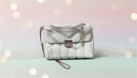 White Quilted Shoulder Bag with Chain Strap – Charming Charlie
