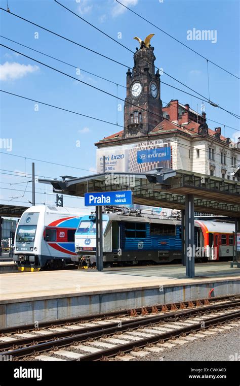 Hlavni mesto praha hi-res stock photography and images - Alamy