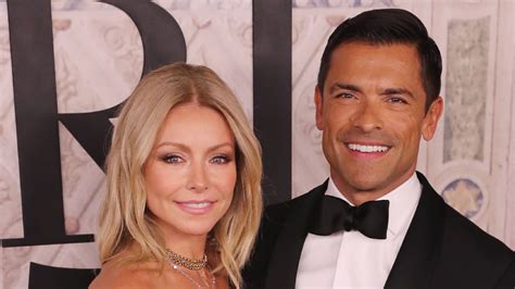 Kelly Ripa Causes A Frenzy In Sheer Dress For Sexy Snapshots In Mark