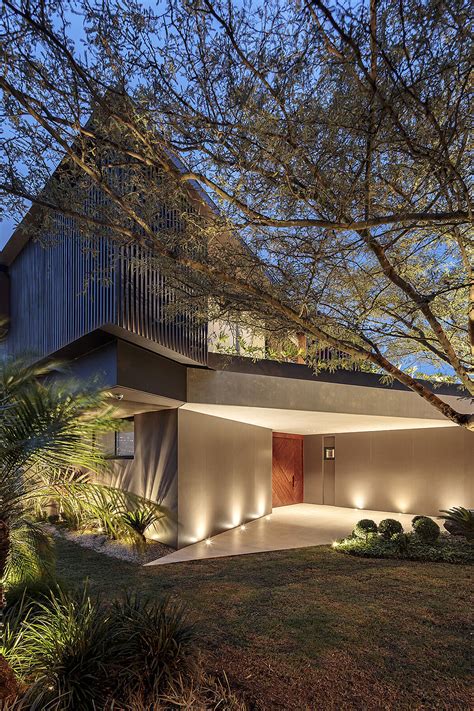 Paralelogramo House Where Luxury Meets Nature In The Heart Of Quito