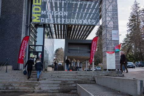 Luniversité De Franche Comté A Ouvert Ses Portes Lactu De L