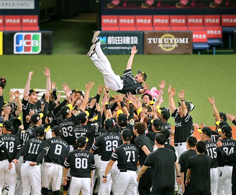 【ソフトバンク】小久保裕紀監督が貫いた山川への信念 「王イズム」継承で就任1年目v Baseball Post（ベースボールポスト）