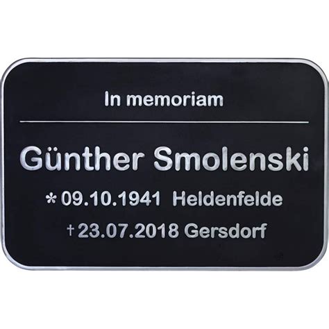 Gedenktafel für einen Verstorbenen mit individuellem Text nach