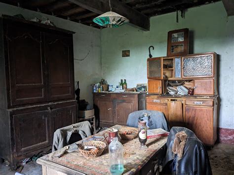 Une Belle Maison Abandonn E Dans Un Village D Occitanie Guide Urbex