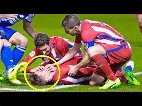 Jogadores Que Morreram Em Campo No Futebol Cenas Fortes YouTube