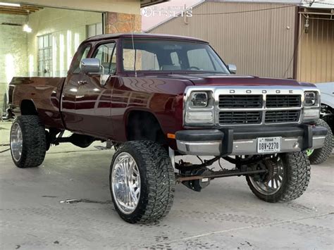 1993 Dodge W250 With 24x14 73 American Force Atom Ss And 35 15 5R24