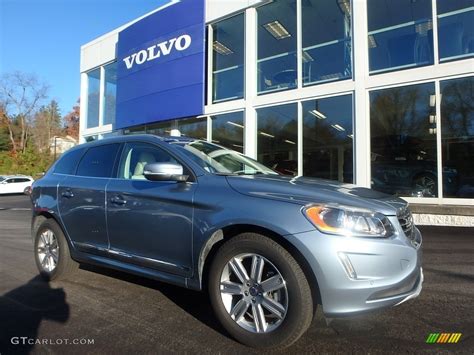 Mussel Blue Metallic Volvo Xc T Awd Inscription