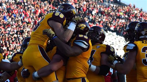 Mac Football Previews Central Michigan Chippewas Hustle Belt