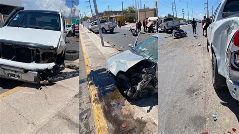 Impactante siniestro vial cinco vehículos involucrados y varios heridos