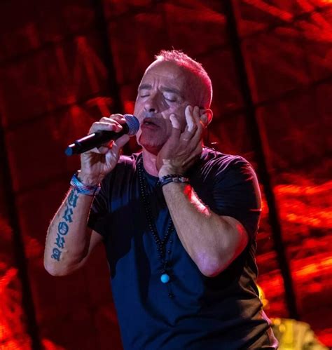 Sorpresa Al Concerto Di Eros Ramazzotti C La Sosia Di Michelle