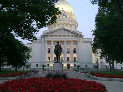 Capitol Building In Madison Wisconsin Editorial Stock Photo Image Of