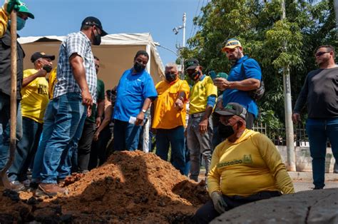 Alcald A De Maracaibo Y Sagas Benefician A Familias En San Miguel