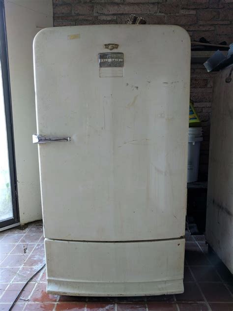 1948 Vintage Refrigerator Frigidaire By General Motors Gm Vintage