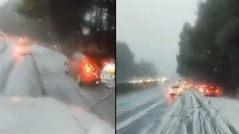 Autopista M Xico Cuernavaca Se Pinta De Blanco Por Fuerte Granizada Video