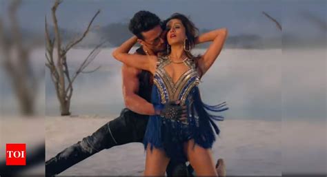 Baaghi Song Dus Bahane Starring Tiger Shroff And Shraddha