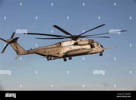 A U.S. Marine Corps CH-53 Sea Stallion helicopter Stock Photo - Alamy