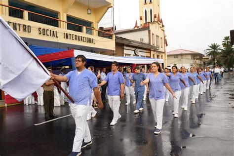 Desfile CÍvico Por Los 33 AÑos De Vida Institucional Ucp