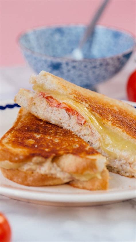 Chrissy Teigen’s Ultimate Tuna Melt Recipe Melt Recipe Tuna Melt Recipe Recipes