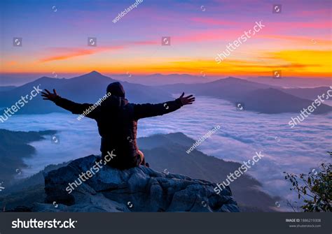 1,402,275 Beautiful panoramic view Images, Stock Photos & Vectors ...