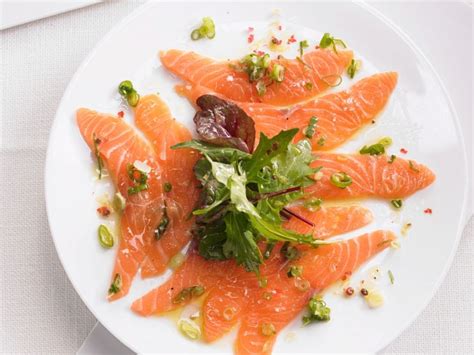 Salmon Carpaccio Recipe EatSmarter