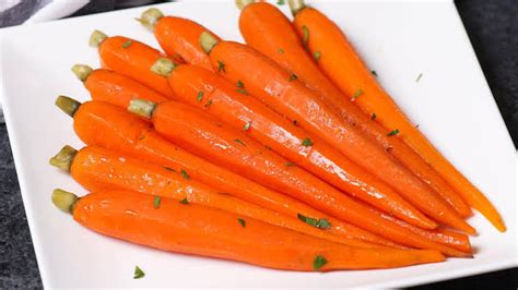 Sous Vide Honey Glazed Carrots Recipe (Tender and Flavorful)