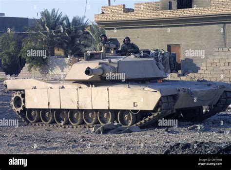 M1a1 Abrams Main Battle Tank Mbt Stock Photo Alamy