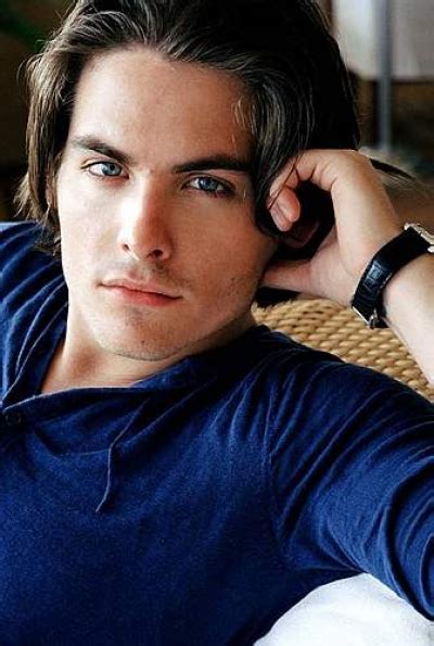 Kevin Zegers Trivia 12 Facts About The Star Of Its A Boy Girl Thing