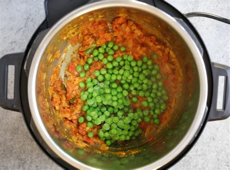 Instant Pot Aloo Matar Potato Peas Curry Piping Pot Curry