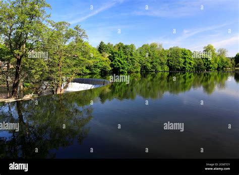 Spring View Of The River Gardens River Derwent Belper Town Amber