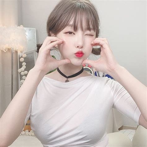 L T X C V I Bikini En Eo X Ch C C M Roi Da Nh C C Di N Vi N Phim N Streamer Nh N V