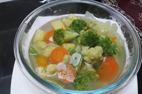 Resep Sayur Sop Bening Yang Segar Dan Lezat Untuk Keluarga Bunda Wajib