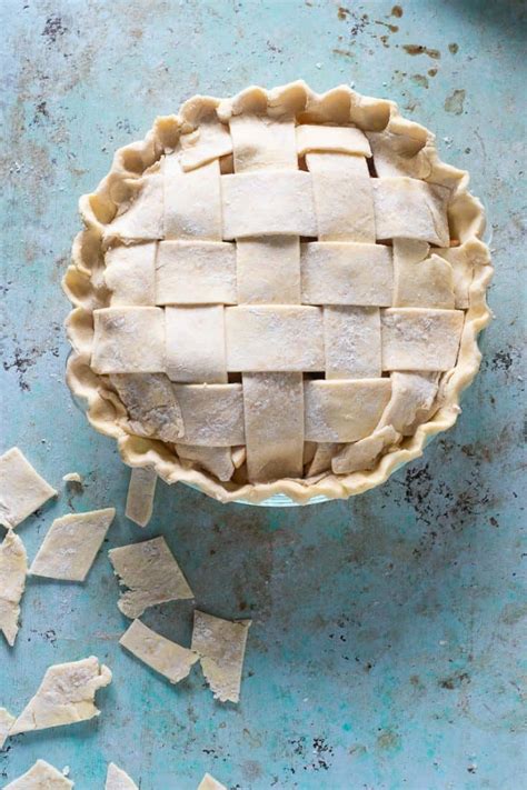 How to Make a Lattice-Top Pie Crust - Blossom to Stem