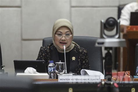 Foto Raker Menaker Bahas Perpu No Tahun Tentang Cipta Kerja