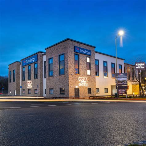 Reaching Travelodge Witney via West Oxfordshire Public Transit 28