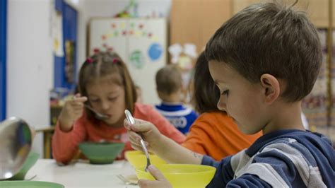 Un Estudio Reconoce Que Un De Personas Con Carencias Materiales