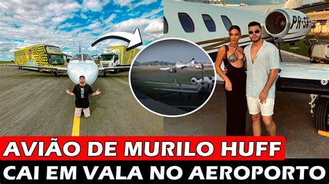 Urgente Avi O Do Cantor Murilo Huff Cai Em Vala No Aeroporto De