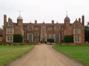 Kentwell Hall | What the Victorians Threw Away