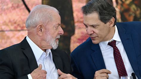 Lula e Haddad se reúnem no Alvorada para discutir política fiscal