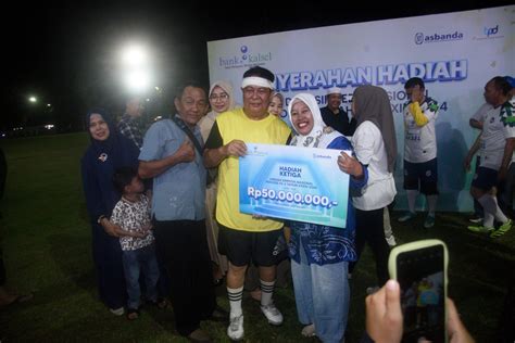 Gubernur Kalsel Buka Turnamen Paman Birin Trophy Cup Vii Kaki News