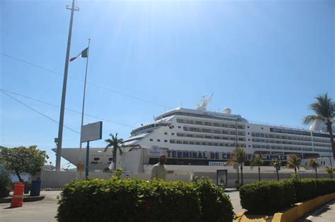 La Jornada Llega Primer Crucero En Casi Dos A Os Al Puerto De Acapulco