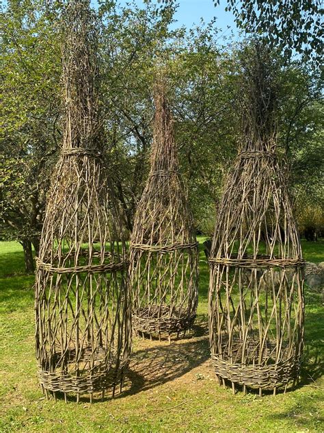 Woven Structures & Sculptures | Living Willow Farm — LIVING WILLOW FARM