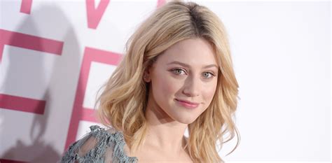 Lili Reinhart Opens Up About Her Exhausting Battle With Depression Spinsouthwest