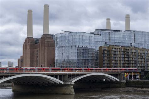 Power And Glory Battersea Power Station In London By Wilkinsoneyre